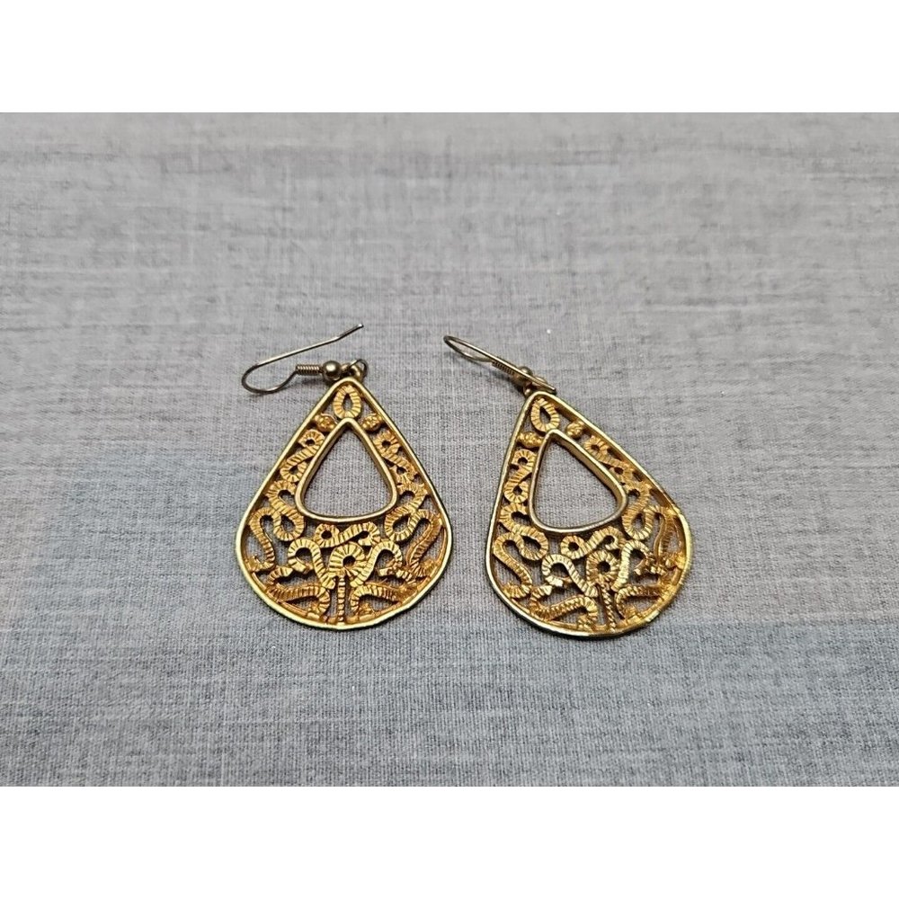 Vintage Teardrop Style Gold Tone Dangle Earrings, 1.5'' Length